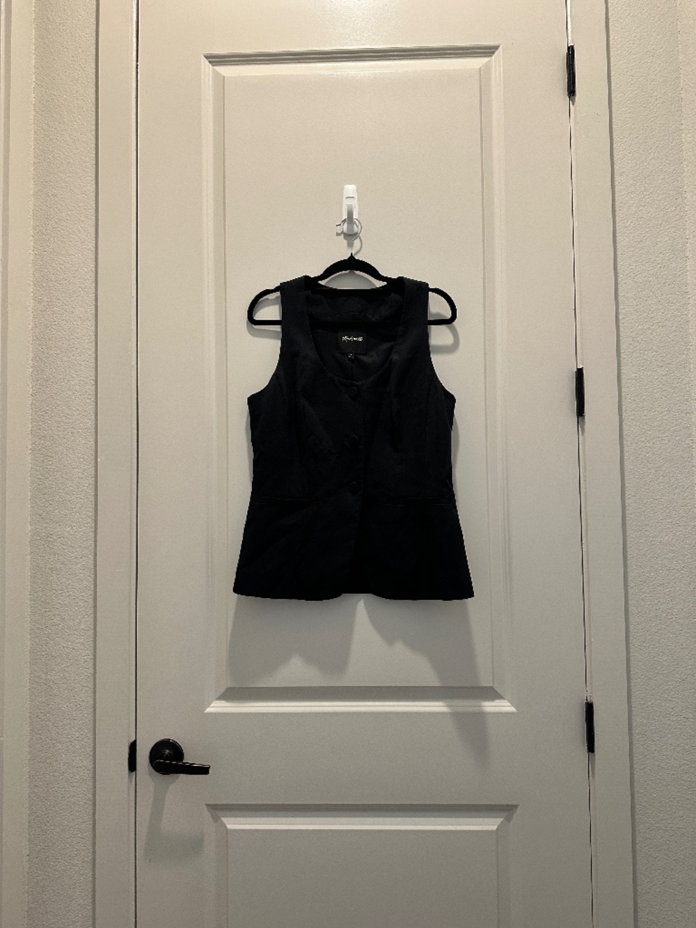 Madewell scoopneck cutaway vest - size 6 - black